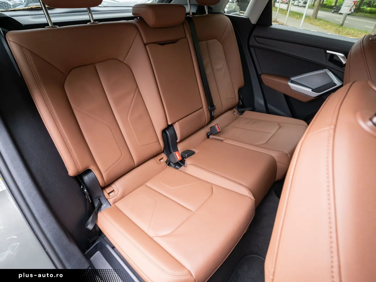 AUDI Q3 advanced 35TDI NAVI LED AHK ACC PDC SHZ LEDER