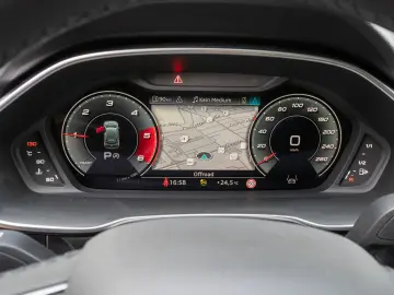 AUDI Q3 advanced 35TDI NAVI LED AHK ACC PDC SHZ LEDER