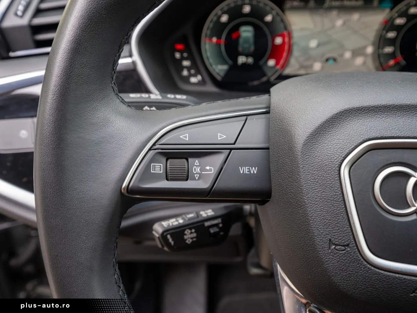 AUDI Q3 advanced 35TDI NAVI LED AHK ACC PDC SHZ LEDER