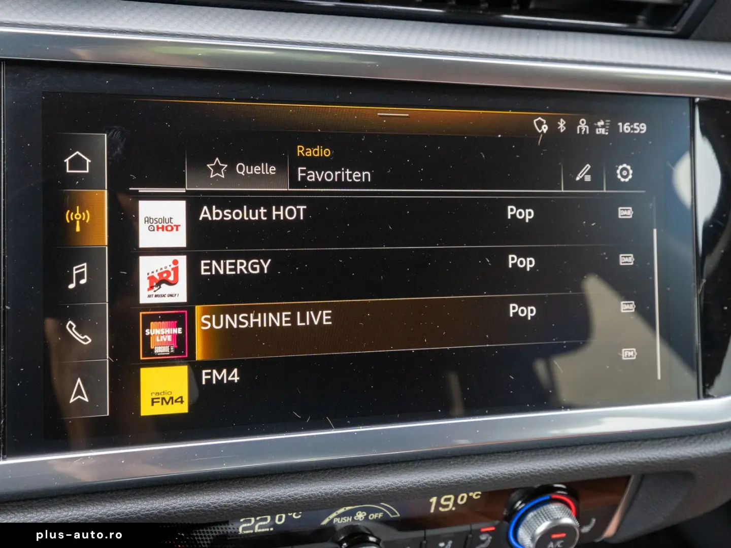 AUDI Q3 advanced 35TDI NAVI LED AHK ACC PDC SHZ LEDER