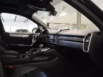 Porsche Cayenne E-Hybrid Platinum Edition