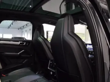 Porsche Cayenne E-Hybrid Platinum Edition