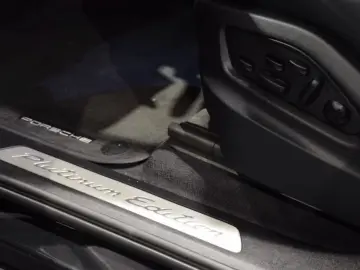 Porsche Cayenne E-Hybrid Platinum Edition
