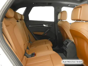 AUDI Q5 40 TDI qu. S tronic S line Pano AHK Matrix Lu