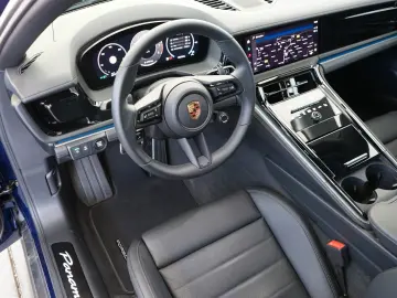 PORSCHE Panamera 4 MY25 LUFT PANO ACC 14W BOSE 360  21z