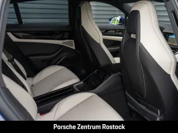 PORSCHE Panamera 4 InnoDrive Soft-Close nur 3.950 km 21z