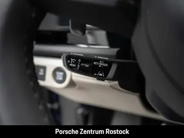PORSCHE Panamera 4 InnoDrive Soft-Close nur 3.950 km 21z