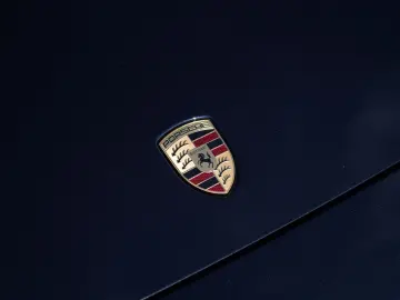 PORSCHE Panamera GTS