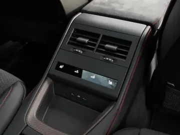 PORSCHE Panamera GTS