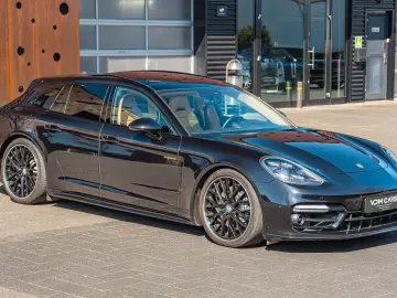 PORSCHE Panamera Sport Turismo 4 E-Hybrid Platinum Editi