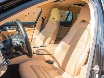 PORSCHE Panamera Sport Turismo 4 E-Hybrid Platinum Editi