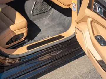 PORSCHE Panamera Sport Turismo 4 E-Hybrid Platinum Editi