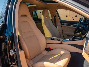 PORSCHE Panamera Sport Turismo 4 E-Hybrid Platinum Editi