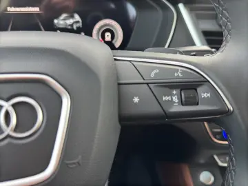 AUDI Q5 S-LINE 2.0 40 TDI QUATTRO ST.HZG MATRIX PANO