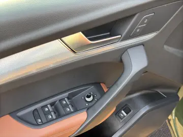 AUDI Q5 S-LINE 2.0 40 TDI QUATTRO ST.HZG MATRIX PANO