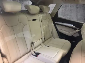 AUDI Q5 50 TFSI e quattro Pano Navi Kamera
