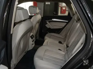 AUDI Q5 50 TFSI e quattro Pano LED Navigation