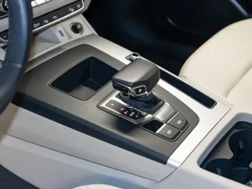 AUDI Q5 50 TFSI e quattro Pano LED Navigation
