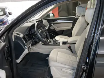 AUDI Q5 50 TFSI e quattro Pano LED Navigation