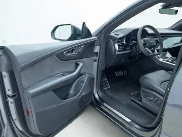 AUDI RSQ8 4.0 TFSI TIPT QUA MATRIX PANO HUD B&O 360