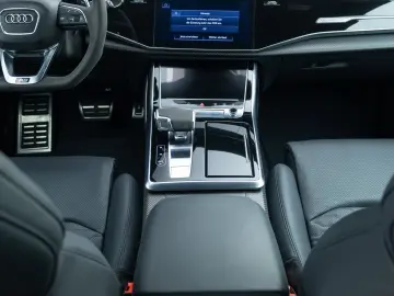AUDI RSQ8 4.0 TFSI TIPT QUA MATRIX PANO HUD B&O 360