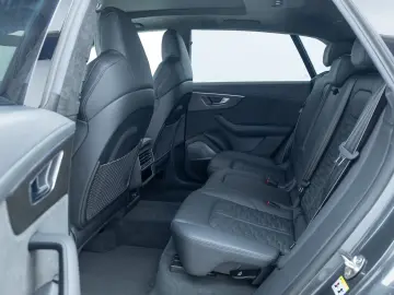 AUDI RSQ8 4.0 TFSI TIPT QUA MATRIX PANO HUD B&O 360