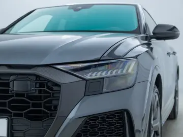 AUDI RSQ8 4.0 TFSI TIPT QUA MATRIX PANO HUD B&O 360