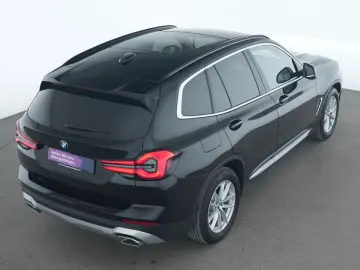 BMW X3 Panorama Kamera LED Harman-Kardon Tempomat
