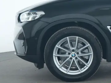 BMW X3 Panorama Kamera LED Harman-Kardon Tempomat