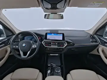 BMW X3 Panorama Kamera LED Harman-Kardon Tempomat