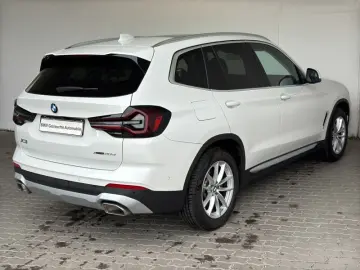 BMW X3 xDrive20d Navi.LED.ACC.Pano.360 .WLAN.DAB.SHZ