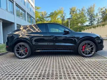 Porsche Cayenne GTS Coupe