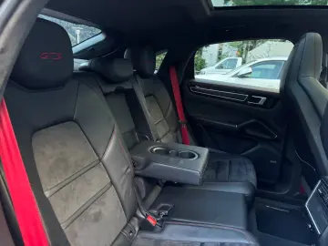 Porsche Cayenne GTS Coupe