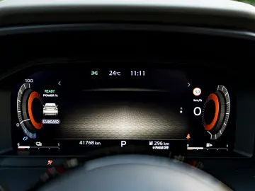 Nissan X-Trail e4ORCE Tekna