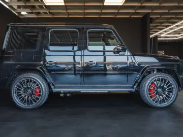 Mercedes-Benz G 63 AMG   A22   CARBON   FOND   SUPERIOR 2026