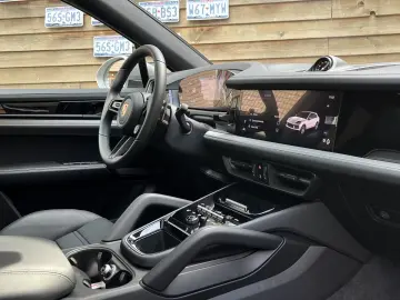 Porsche Cayenne S Coupe