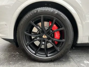 Porsche Cayenne S Coupe