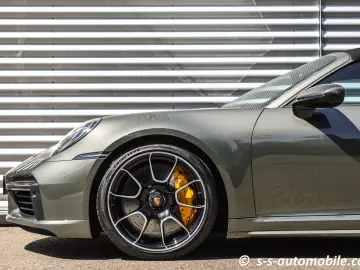 PORSCHE 992 Turbo S Cabrio Heritage Pure Lift Inno -10mm