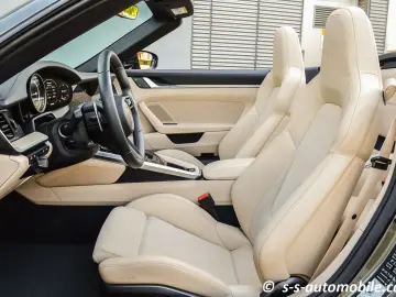 PORSCHE 992 Turbo S Cabrio Heritage Pure Lift Inno -10mm