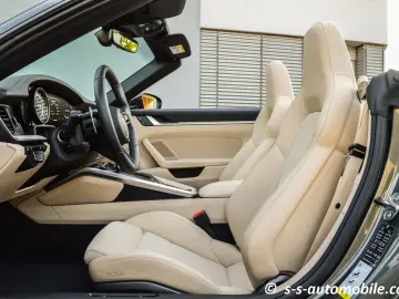 PORSCHE 992 Turbo S Cabrio Heritage Pure Lift Inno -10mm