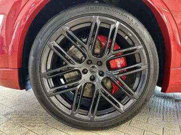 Audi RSQ8 RS Q8 TFSI qu.  HD-Matrix