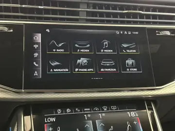 Audi RSQ8 RS Q8 TFSI qu.  HD-Matrix