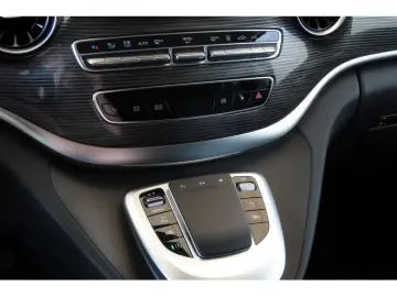 MERCEDES-BENZ V 300d Avantgarde Edition extralang XL