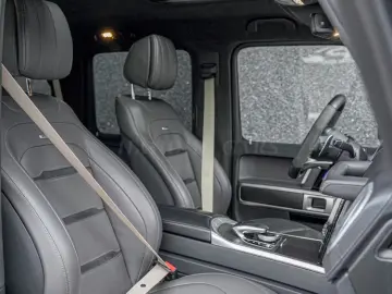 Mercedes-Benz G63 AMG Desert Sand BRABUS CARBON