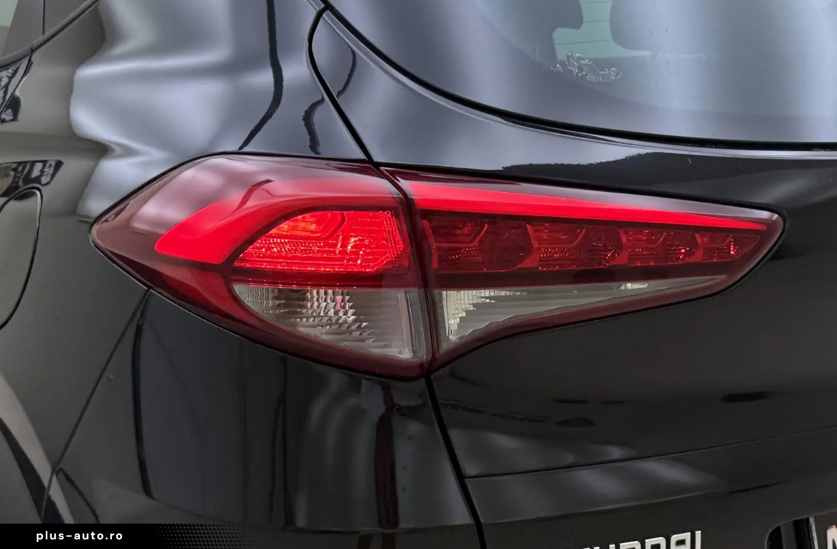 Hyundai Tucson 1.7 CRDi 116CP 2015 12 Euro 6