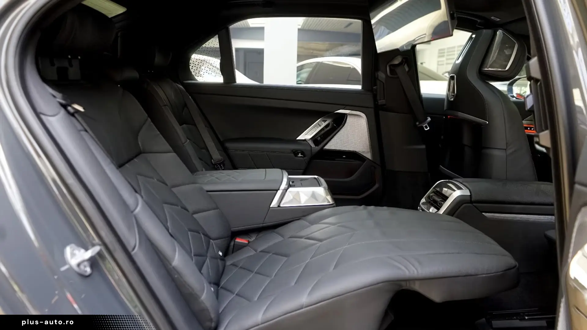 BMW 740d xDrive M Sport PRO TV   Finanțare Leasing