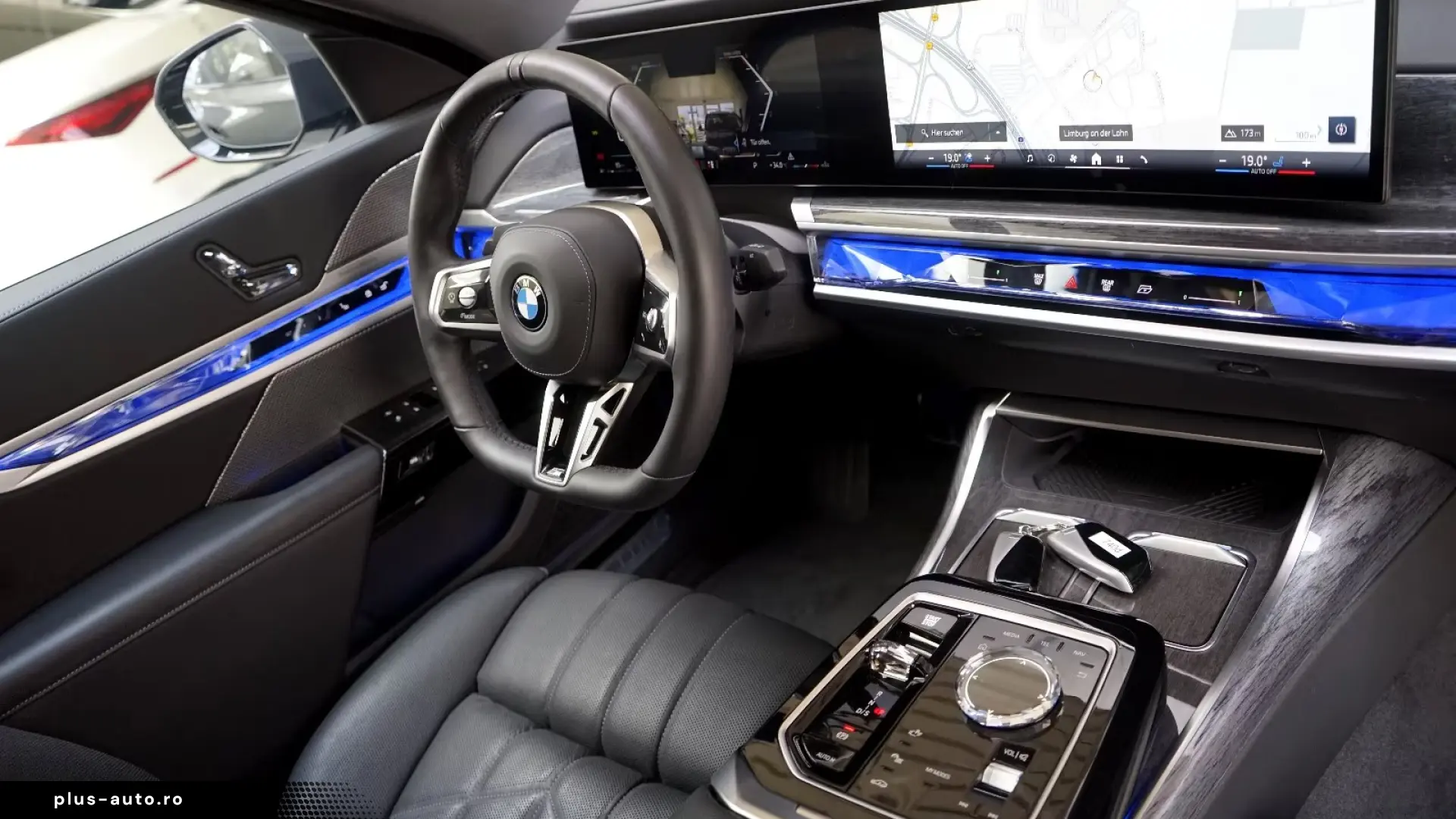 BMW 740d xDrive M Sport PRO TV   Finanțare Leasing