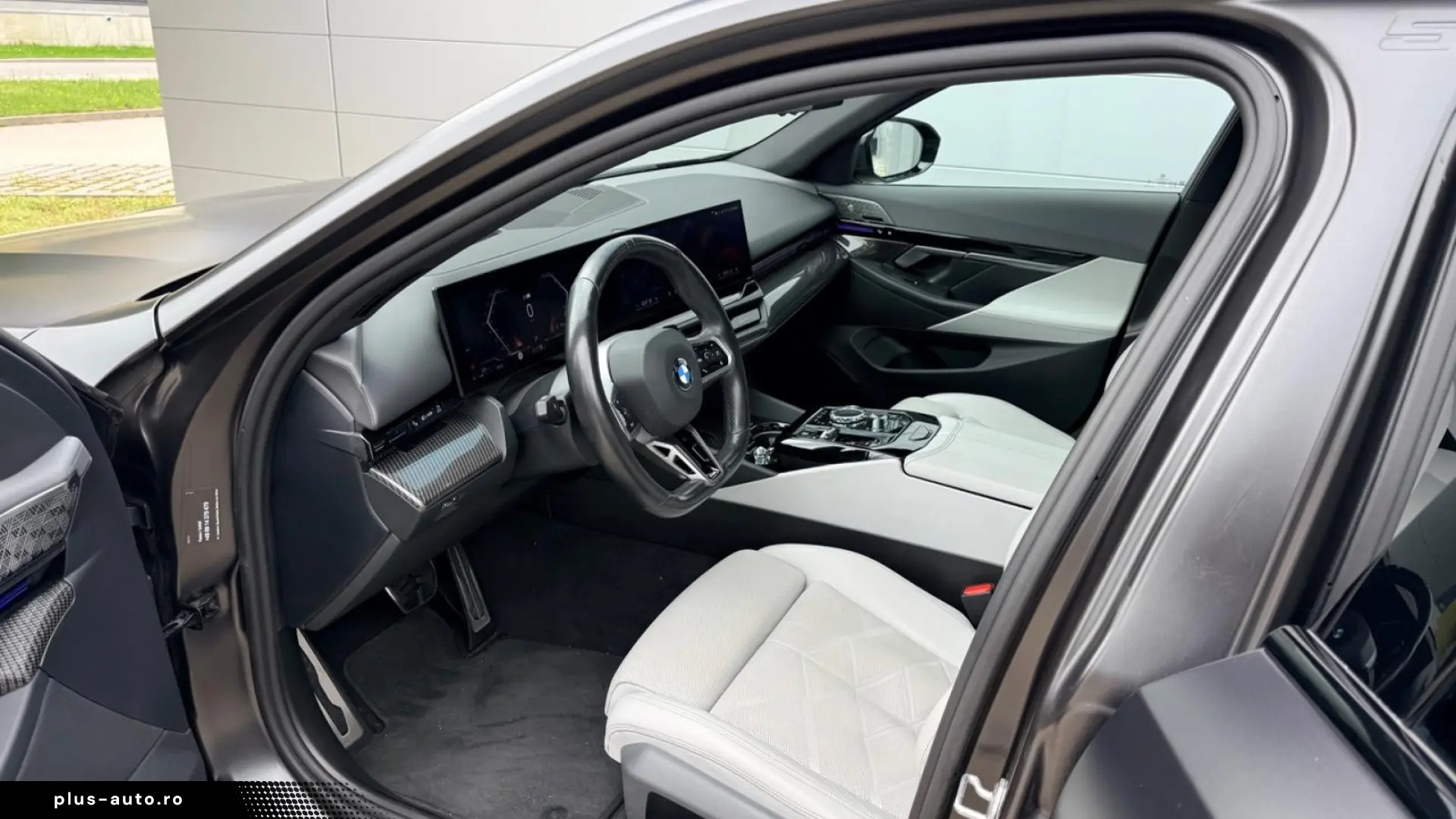 BMW 520d xDrive M Sport   Finanțare Leasing