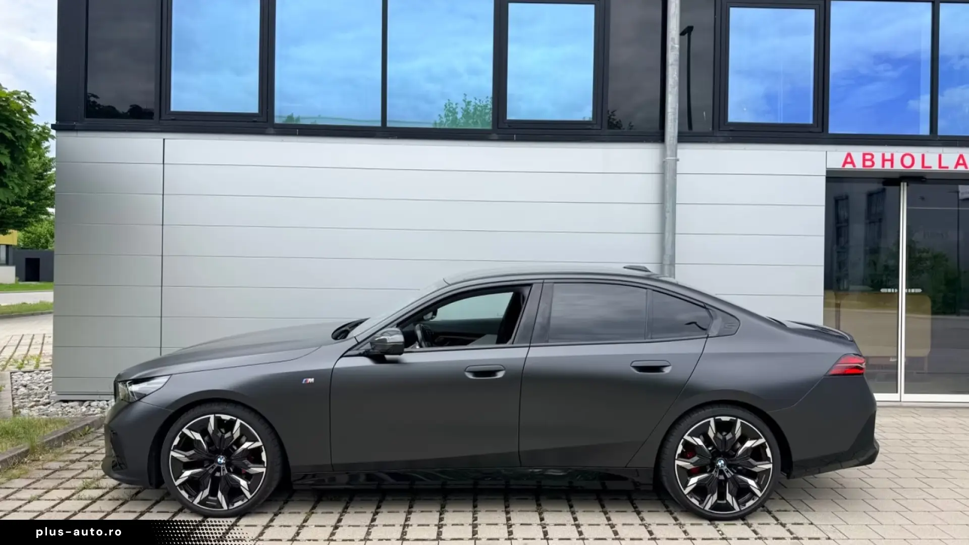 BMW 520d xDrive M Sport   Finanțare Leasing