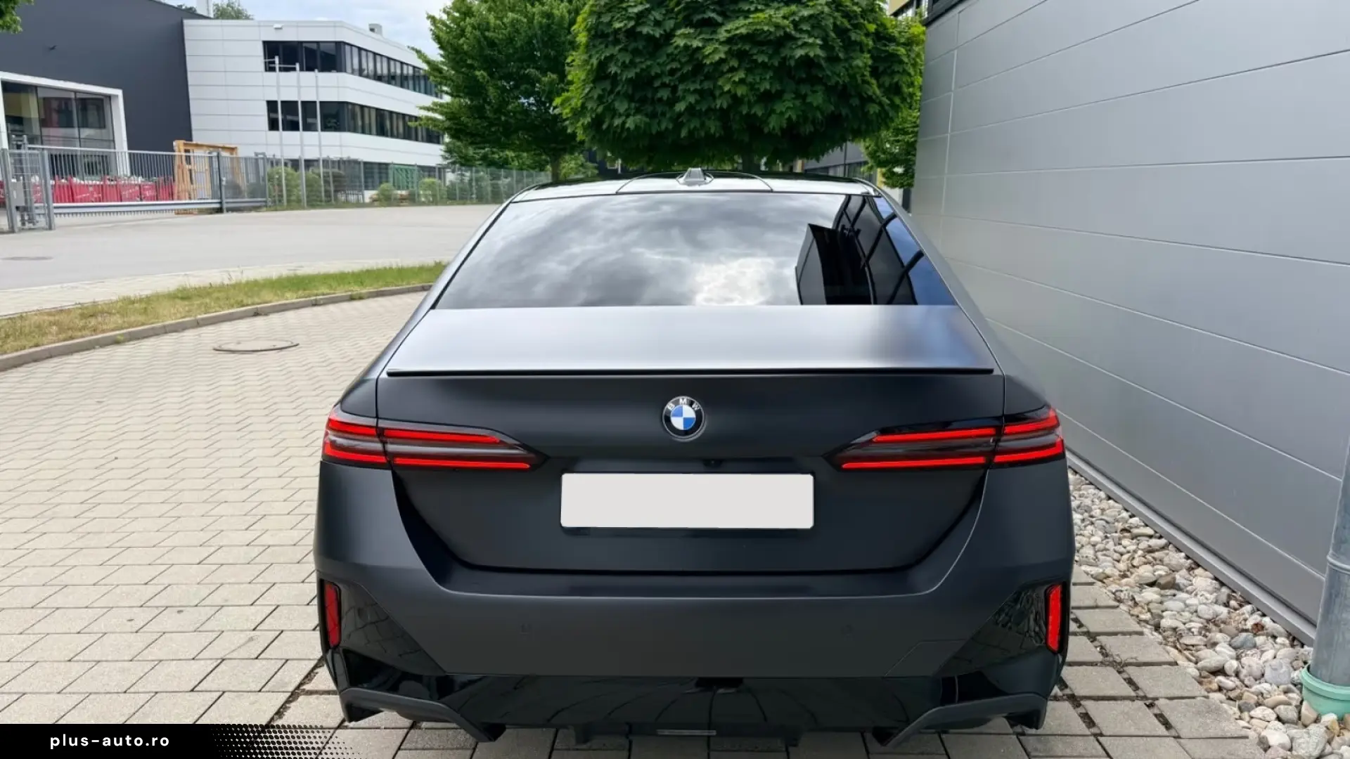BMW 520d xDrive M Sport   Finanțare Leasing